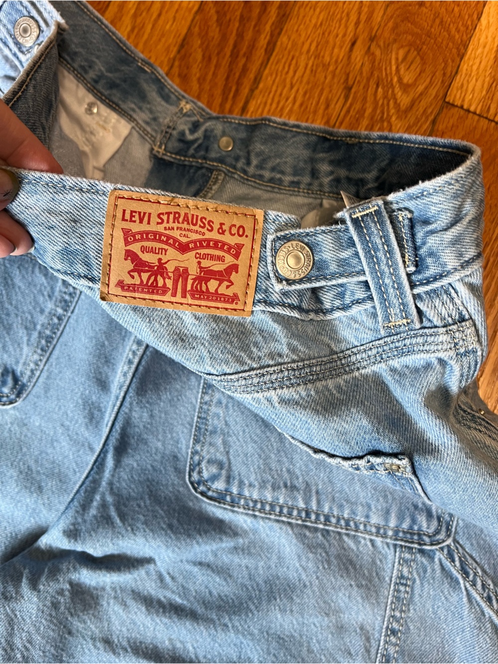 Levi's Cinch Waist Baggy Carpenter Denim - Picture 6 of 11